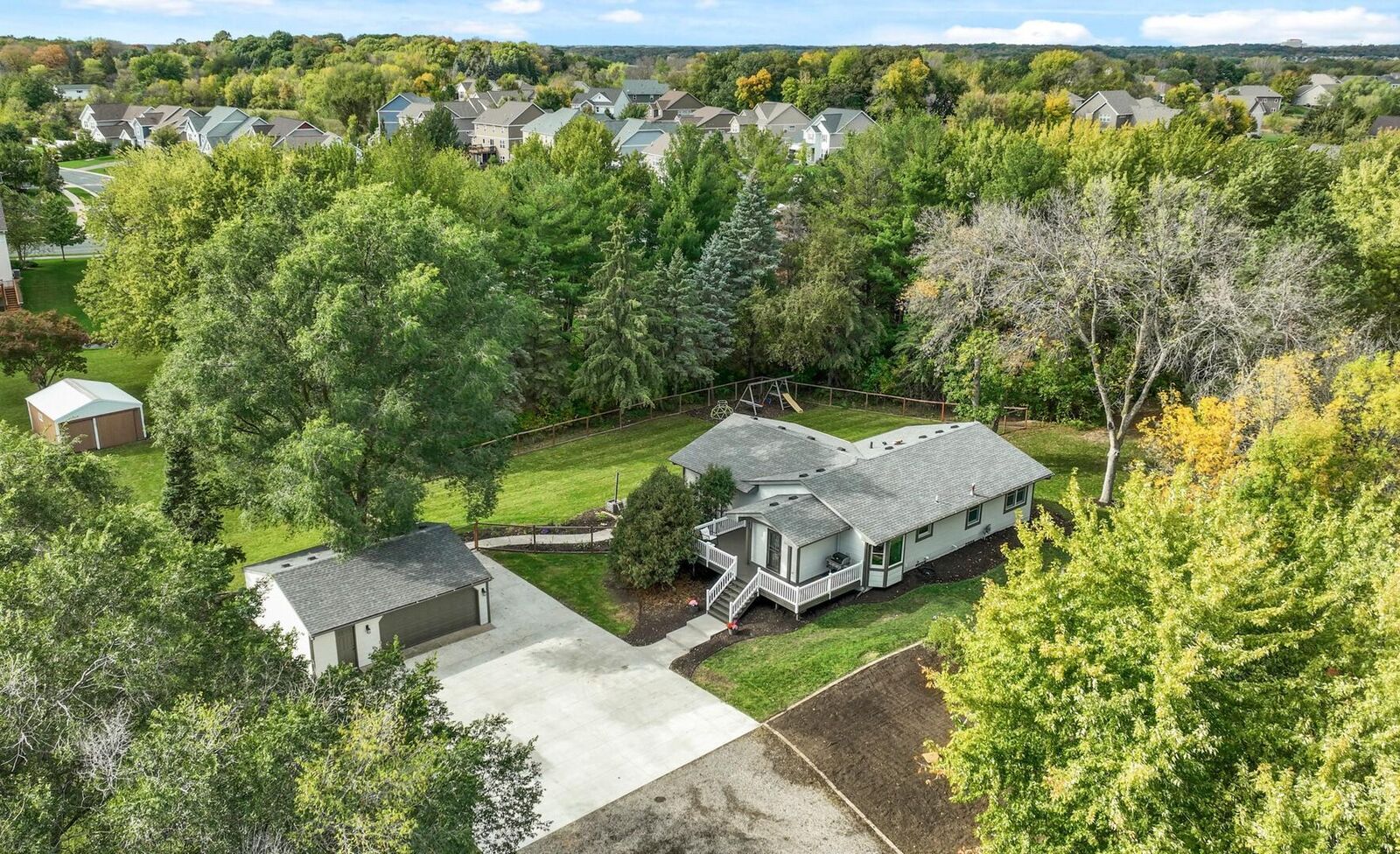 Property Photo:  17860 Wedgewood Lane  MN 55372 