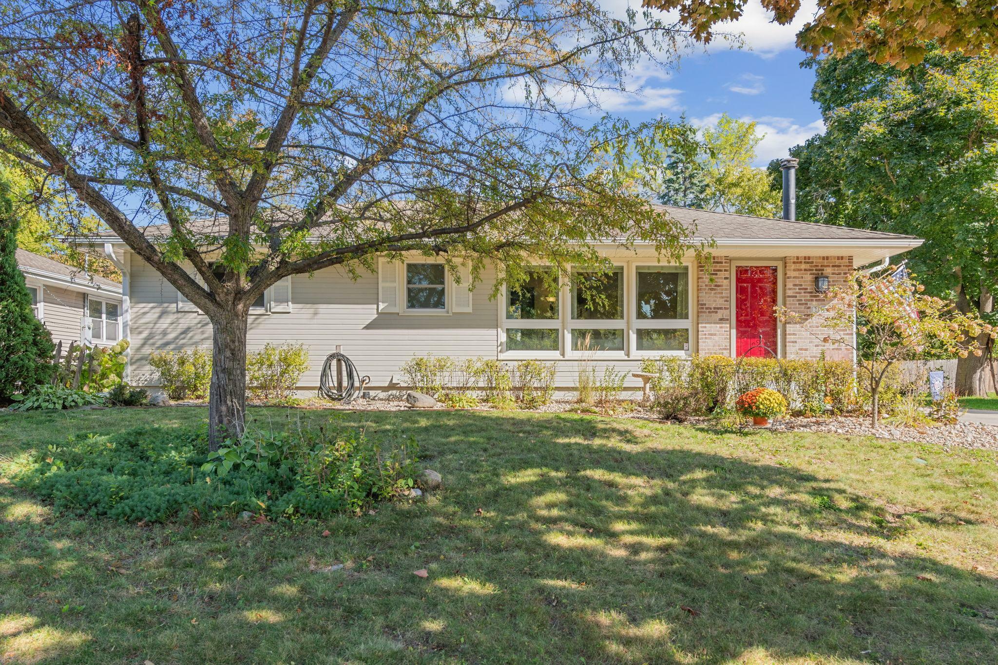 Property Photo: 2110 8th Avenue NE MN 55906