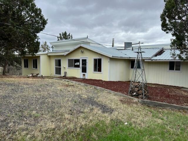 Property Photo:  22035 SE Paulina Highway  OR 97754 