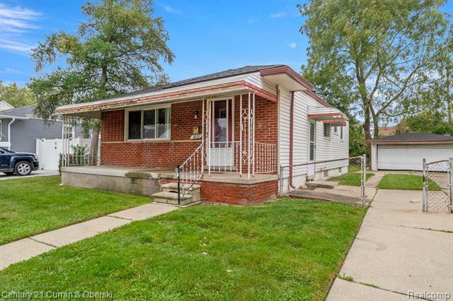 Property Photo: 1027 Park Avenue MI 48146