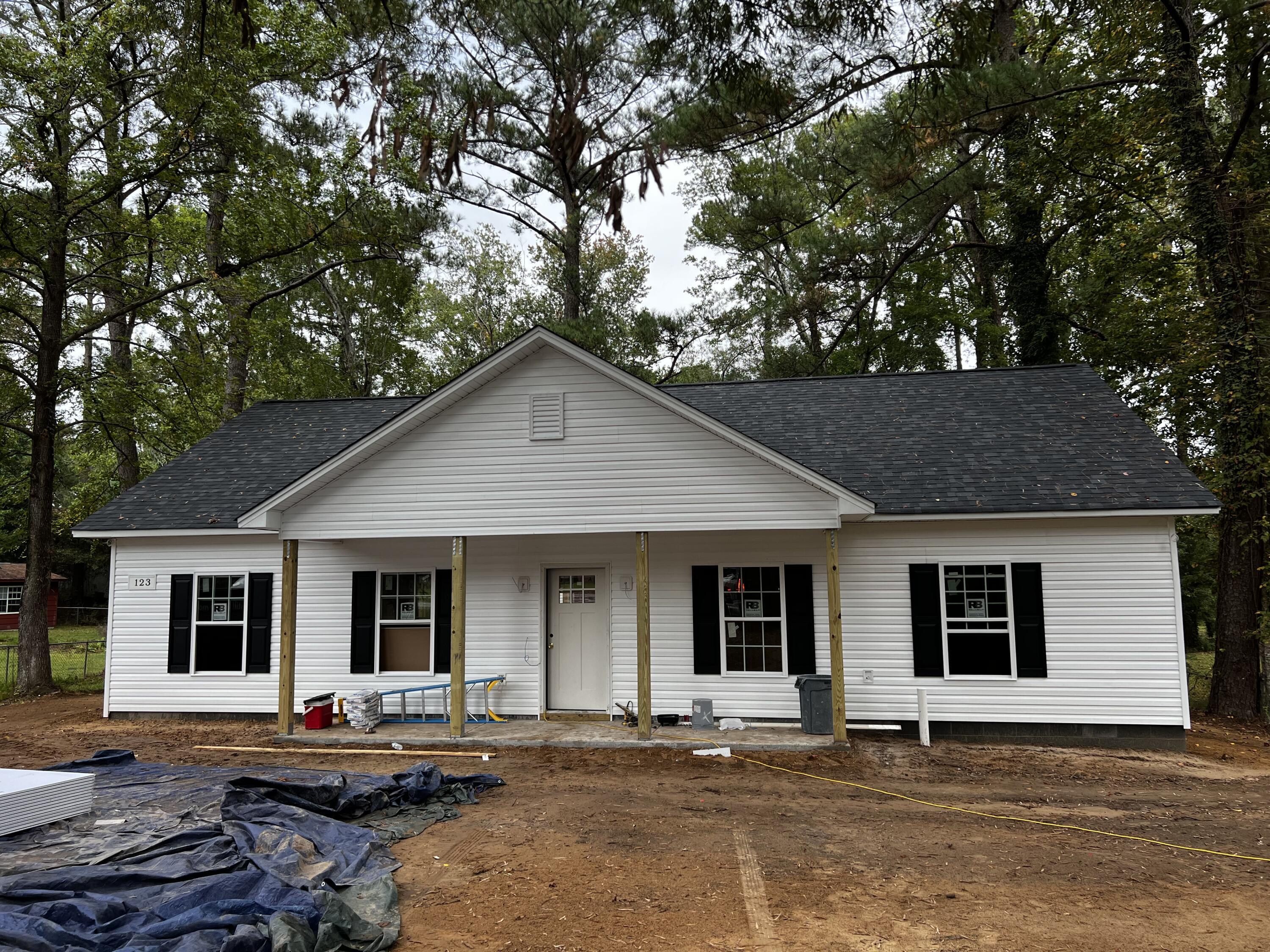 Property Photo: 123 Forest Circle SC 29483