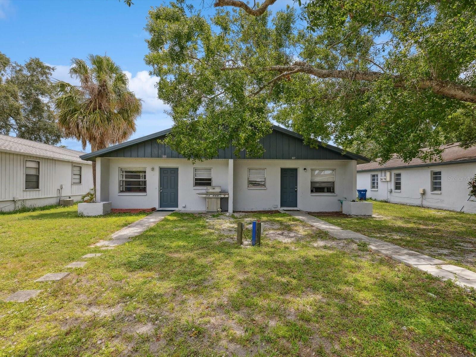 Property Photo:  835 Ponder Avenue  FL 34232 