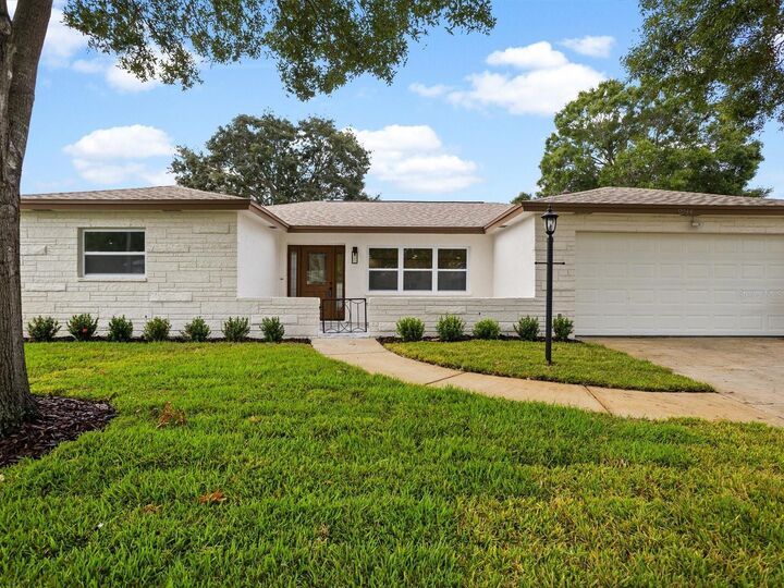 Property Photo:  9244 79th Avenue  FL 33777 