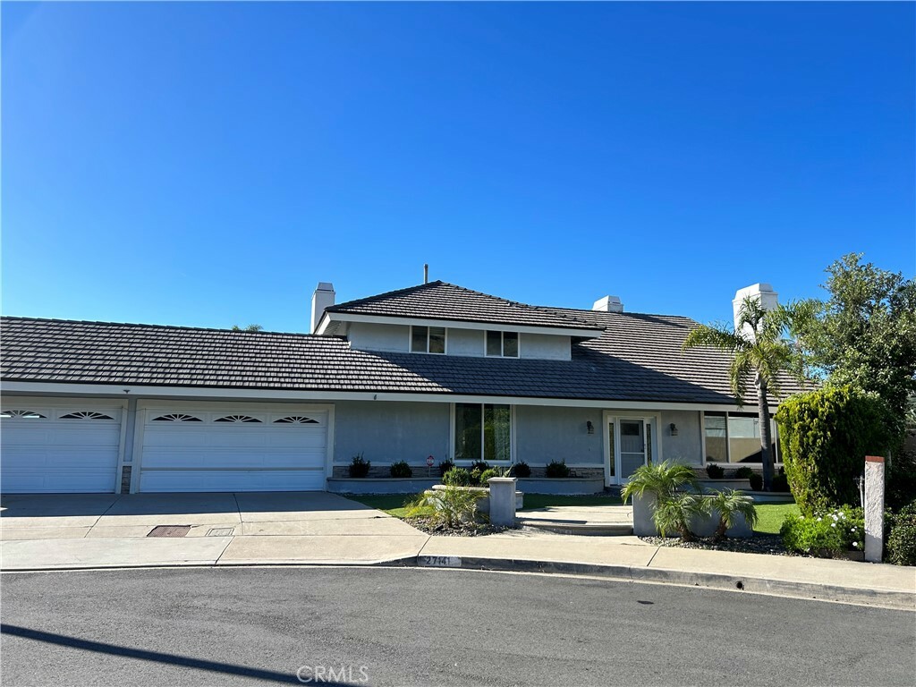 Property Photo:  27141 Paseo Del Este  CA 92675 