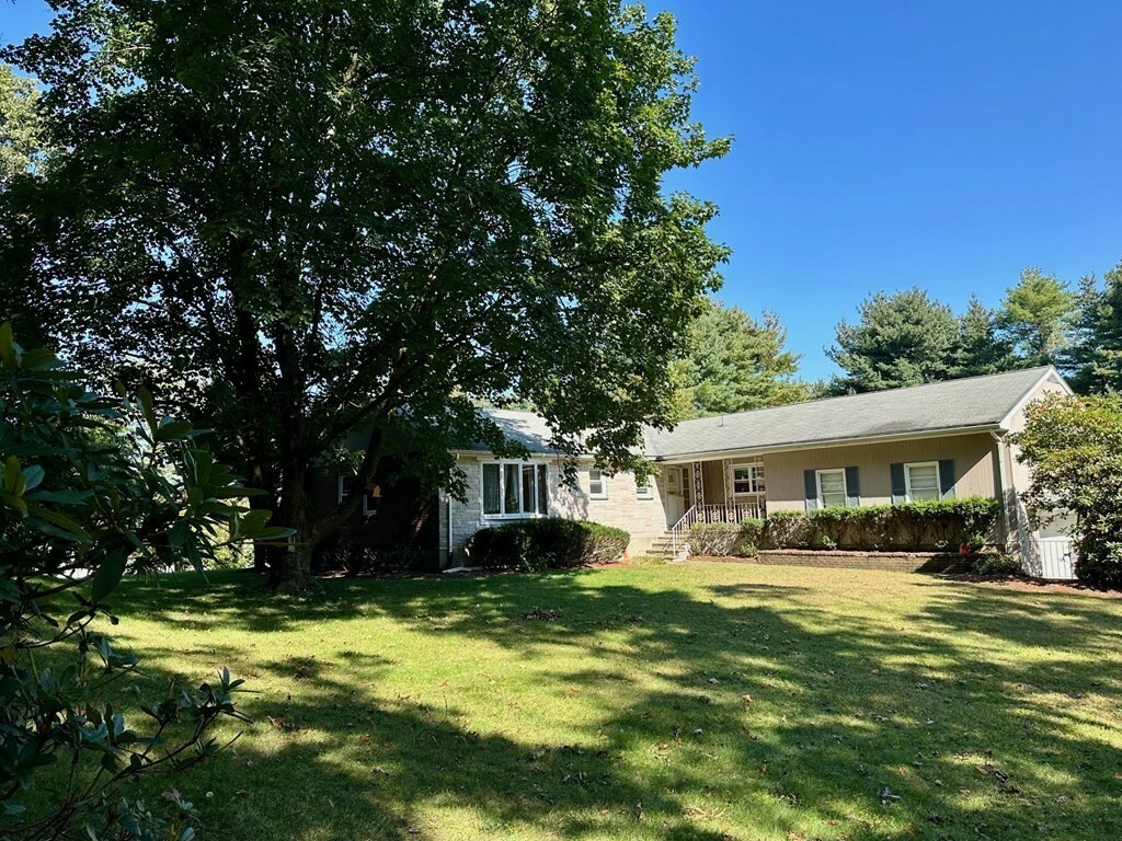 Property Photo: 31 Lawrence Ln MA 02421