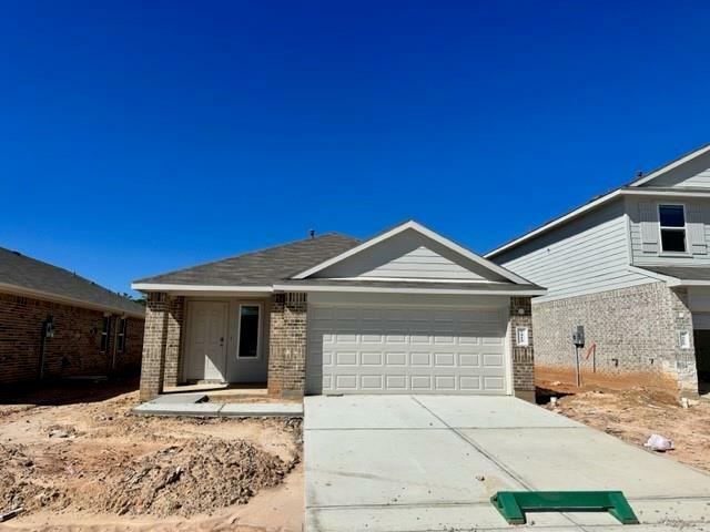 Property Photo: 5415 Evergreen Heights Lane TX 77373