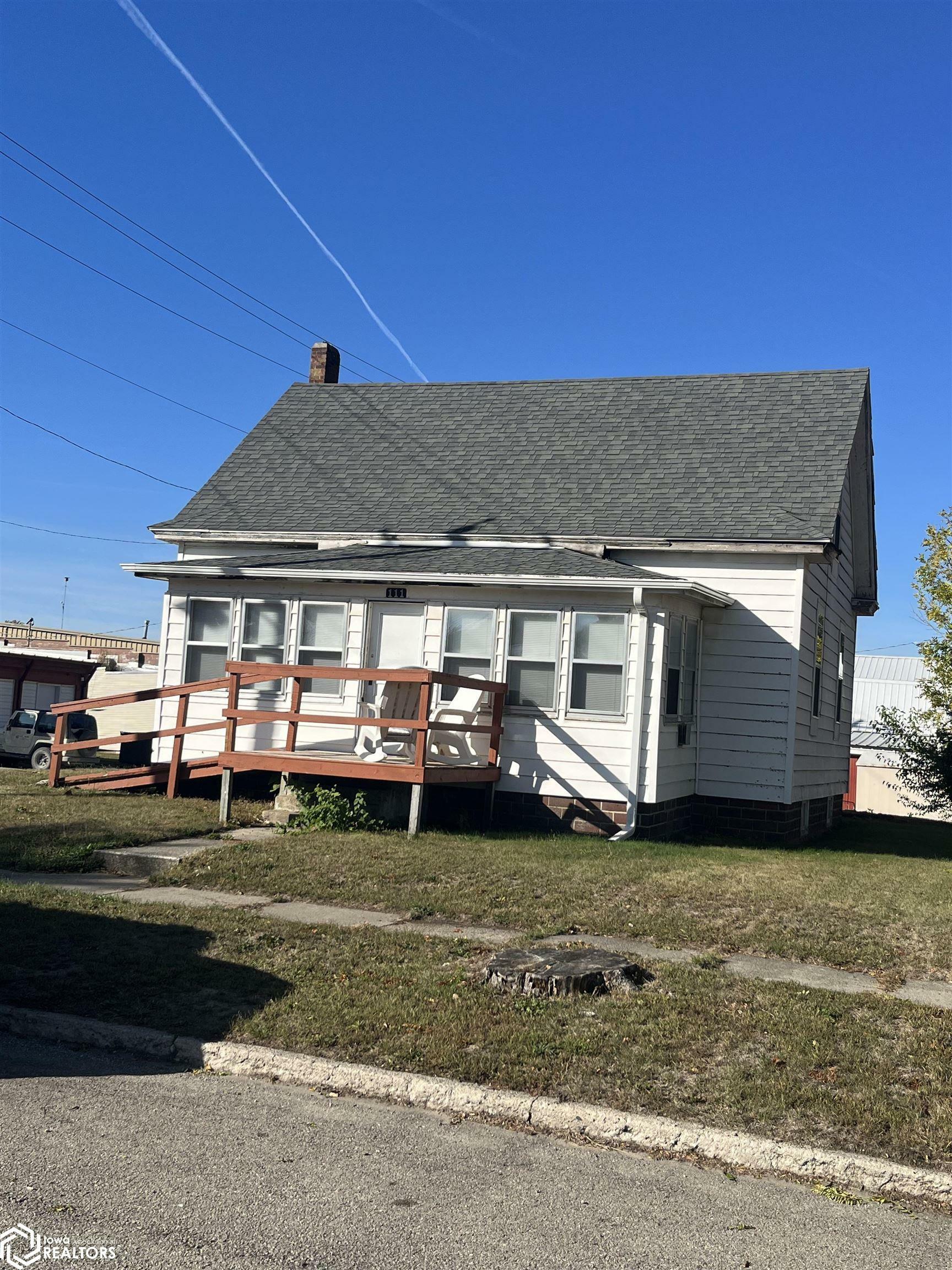 111 N Illinois Street  Hubbard IA 50122 photo