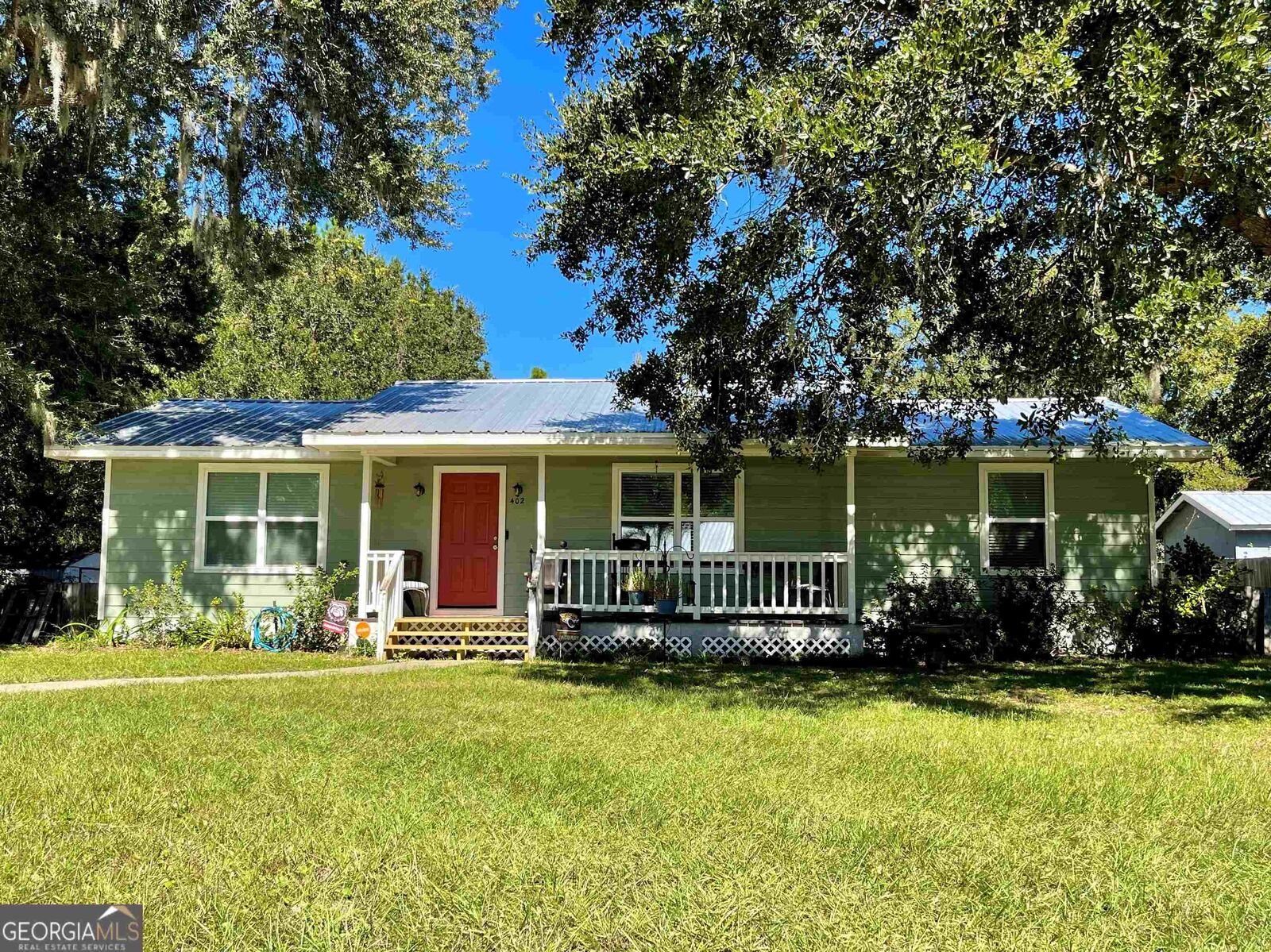 Property Photo:  402 Sloan Street  GA 31558 