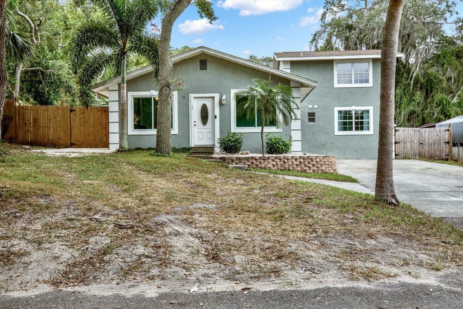 Property Photo:  51 Burton Place  FL 34688 