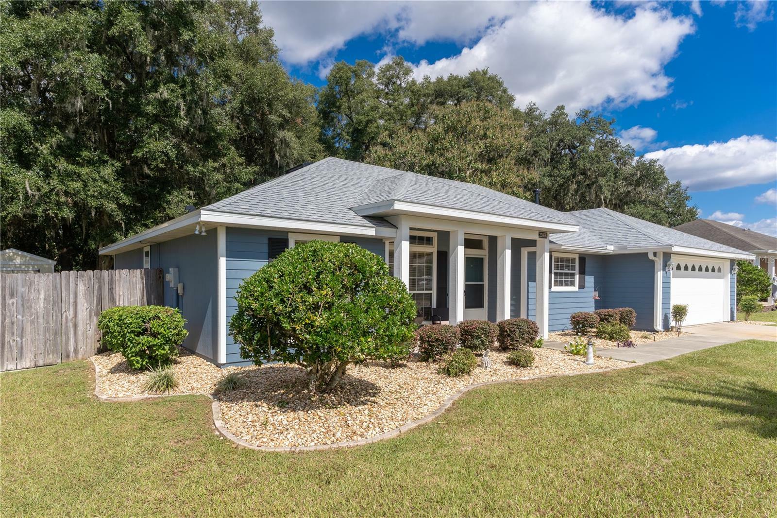 Property Photo:  23838 NW 3rd Avenue  FL 32669 