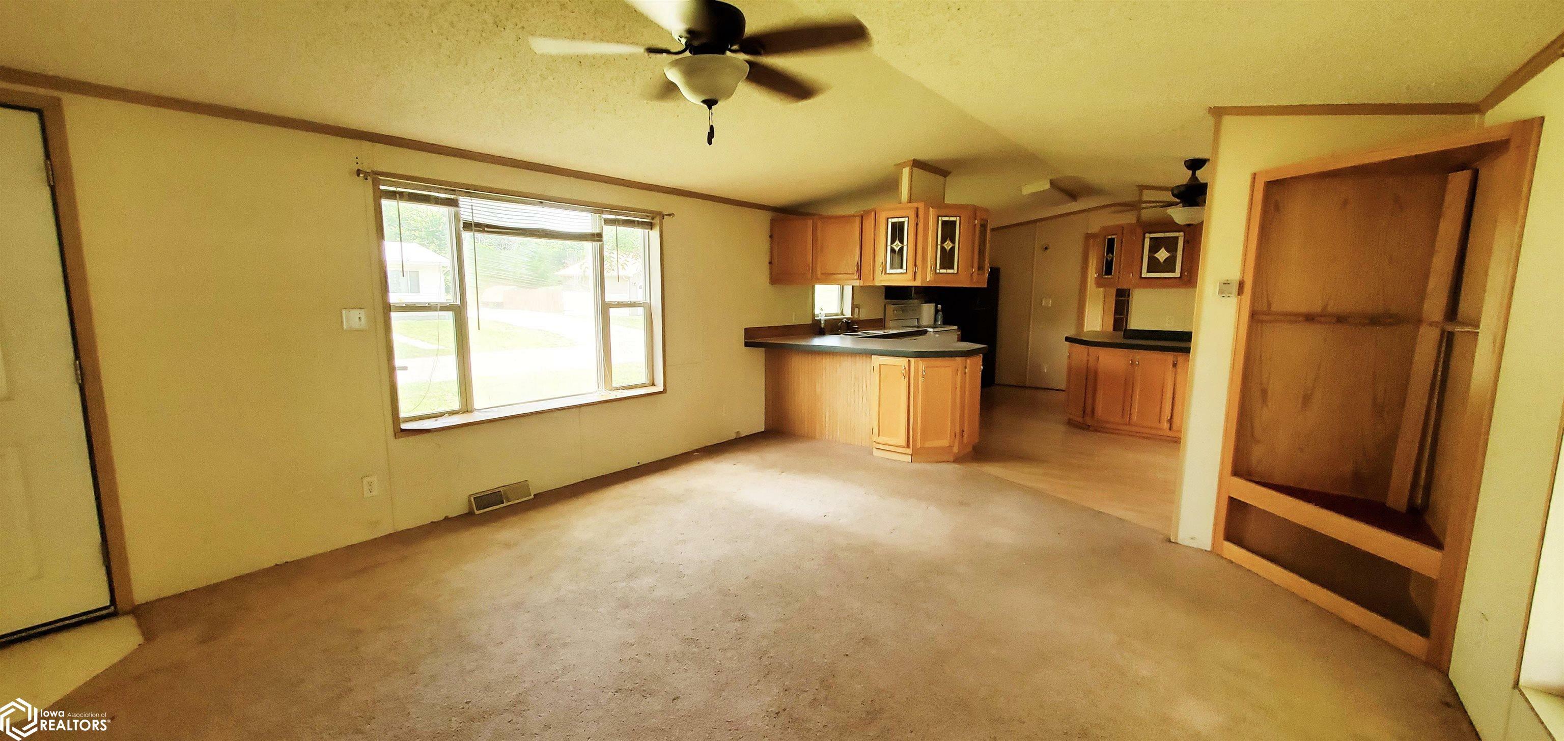 Property Photo:  204 Walnut Street  IA 52565 