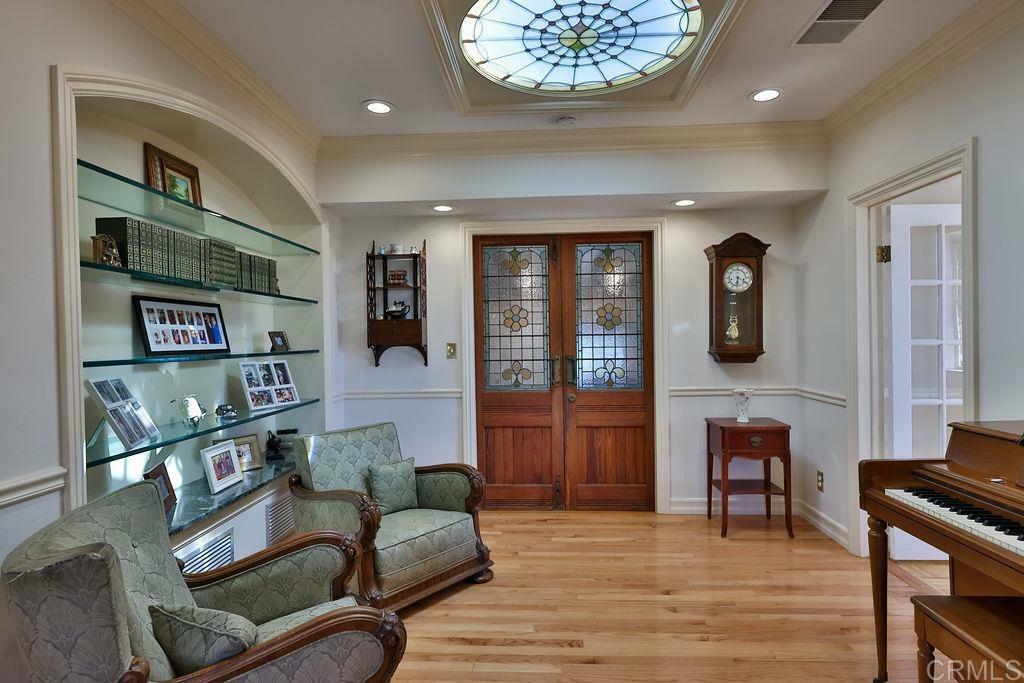 Property Photo: 1105 Maryland Drive CA 92083