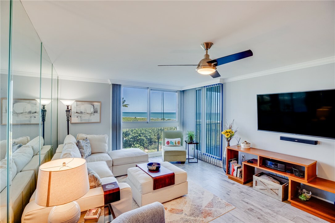 Property Photo:  2700 N Highway A1a 402  FL 34949 