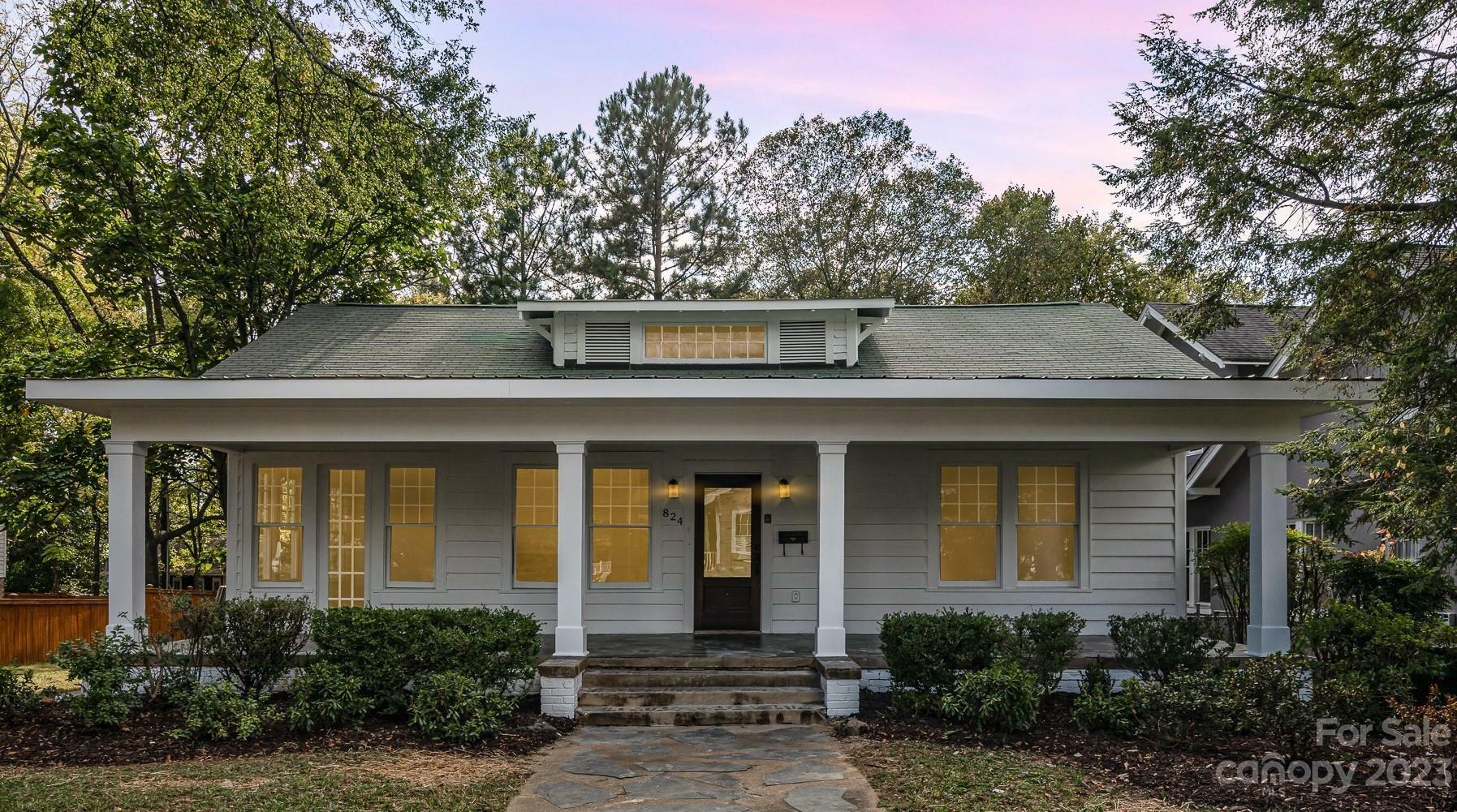 Property Photo:  824 Brookside Avenue  NC 28203 