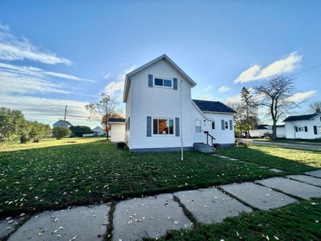 Property Photo:  201 North Pine Street  WI 54452 