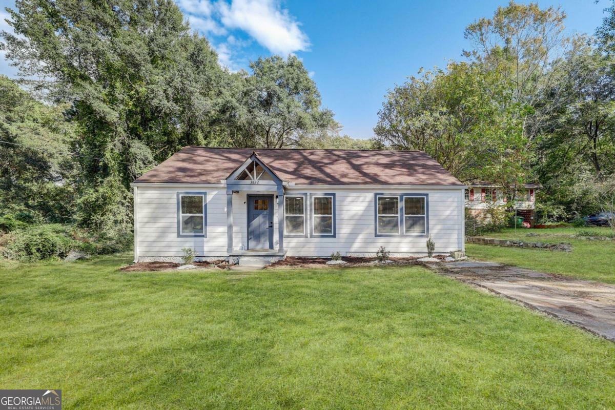 Property Photo: 3822 Bakers Ferry Road SW GA 30331