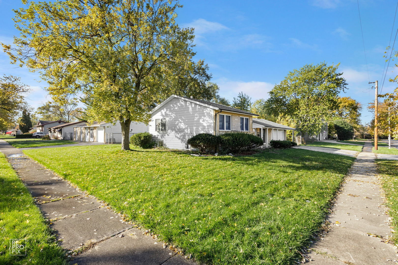 Property Photo:  5631 Colgate Lane  IL 60443 