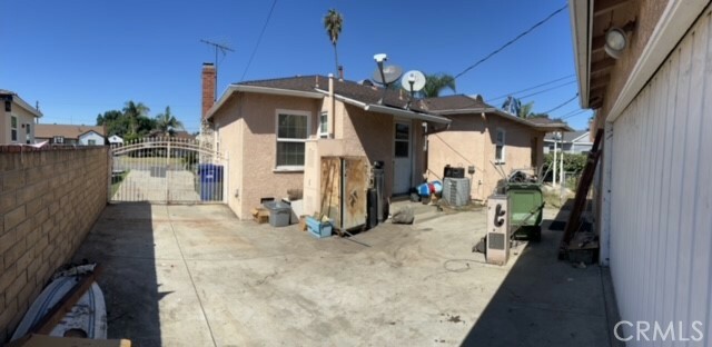 Property Photo:  7734 Gretna Avenue  CA 90606 