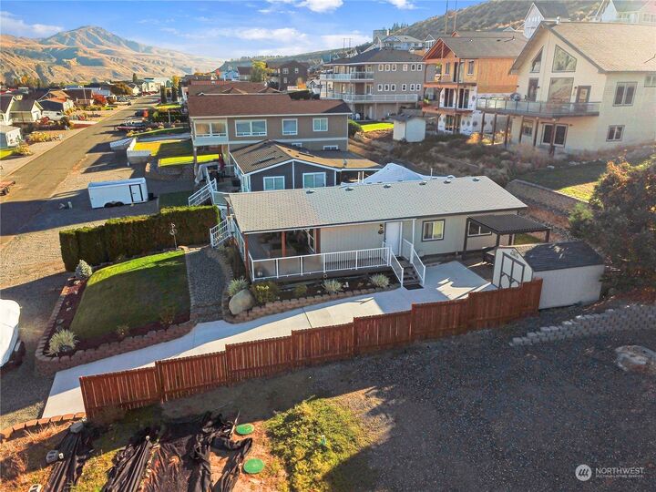 3 bed Orondo home for sale 560 W Entiat Drive, Orondo, WA 98843