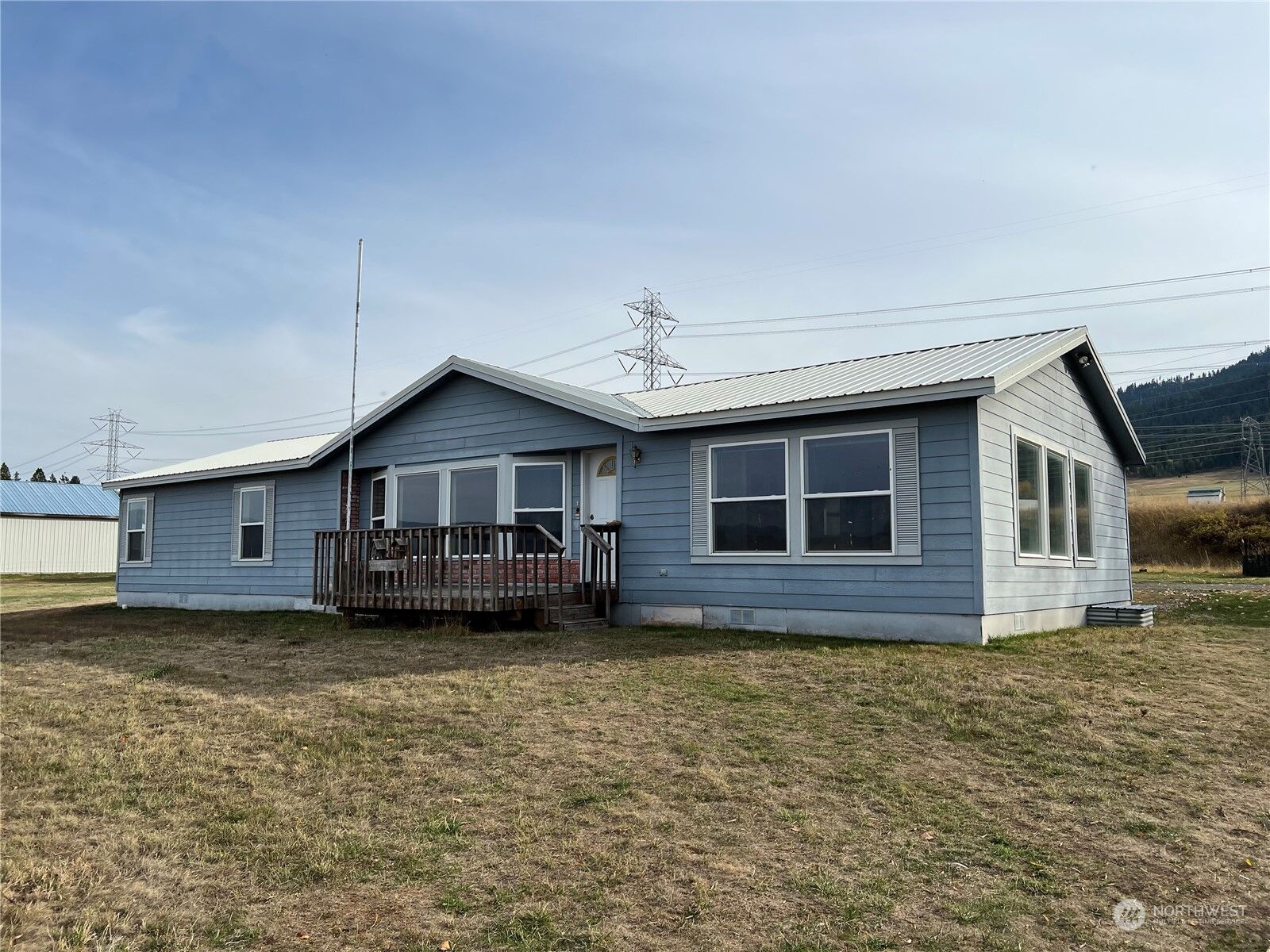 Property Photo: 4810 Upper Peoh Point Road WA 98922