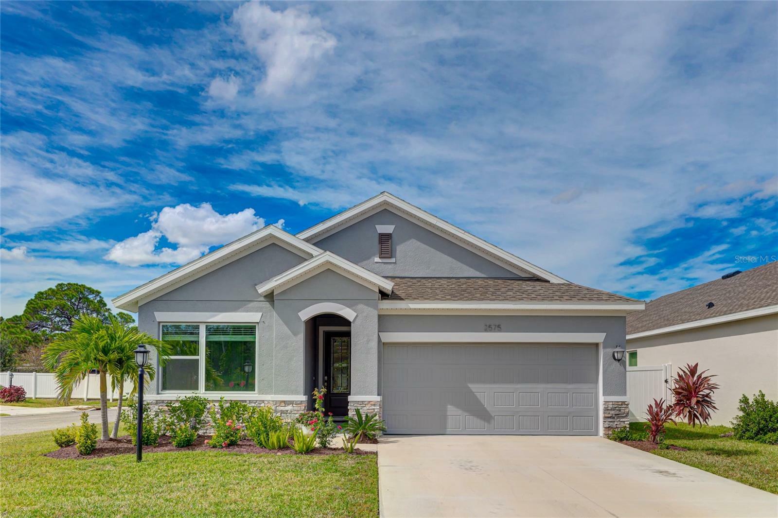 Property Photo:  2575 Fireflag Lane  FL 34232 