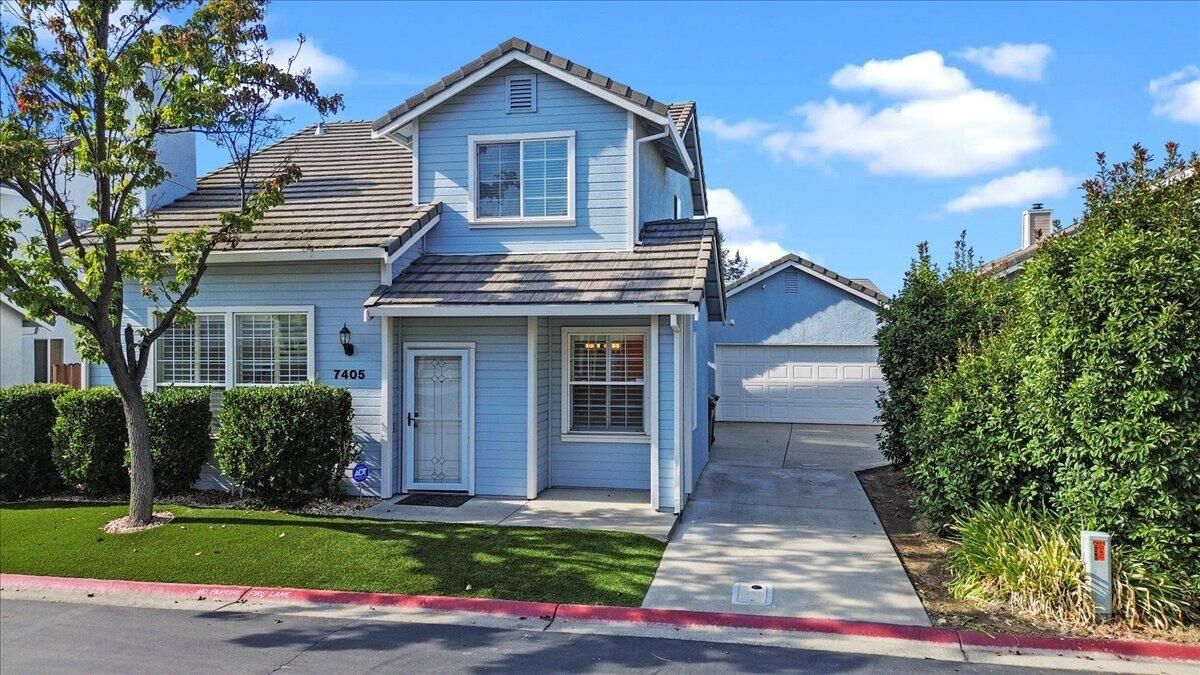 Property Photo:  7405 High Point Ln  CA 95842 