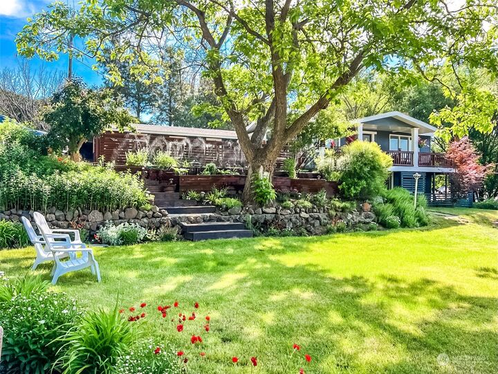 Property Photo:  604 N 1st Street  WA 99328 