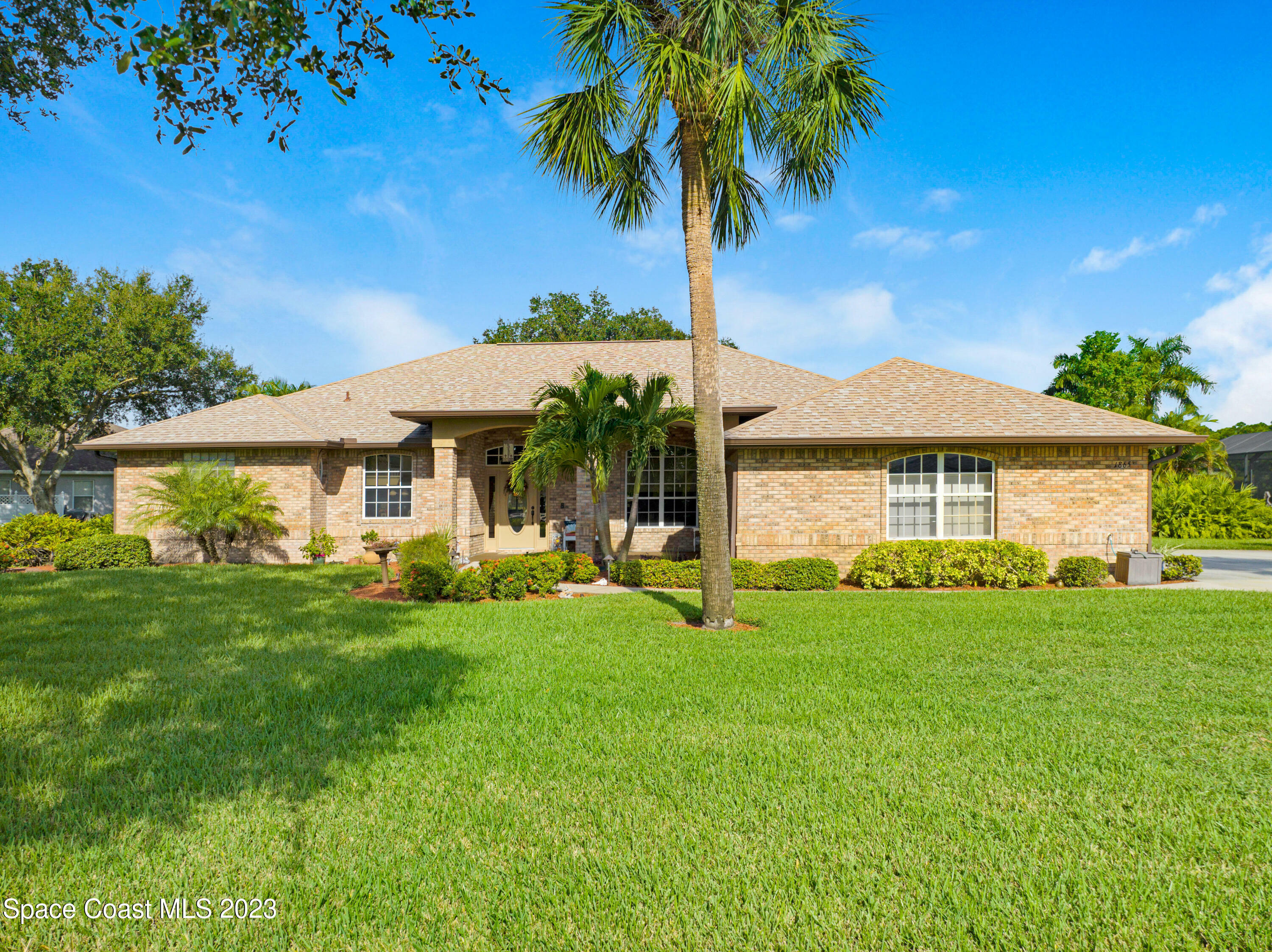 Property Photo:  1865 Amberwood Drive SE  FL 32909 