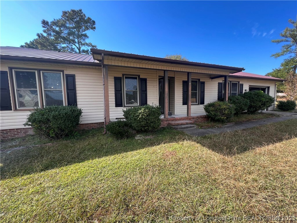 Property Photo:  3301 Red Fox Road  NC 28390 