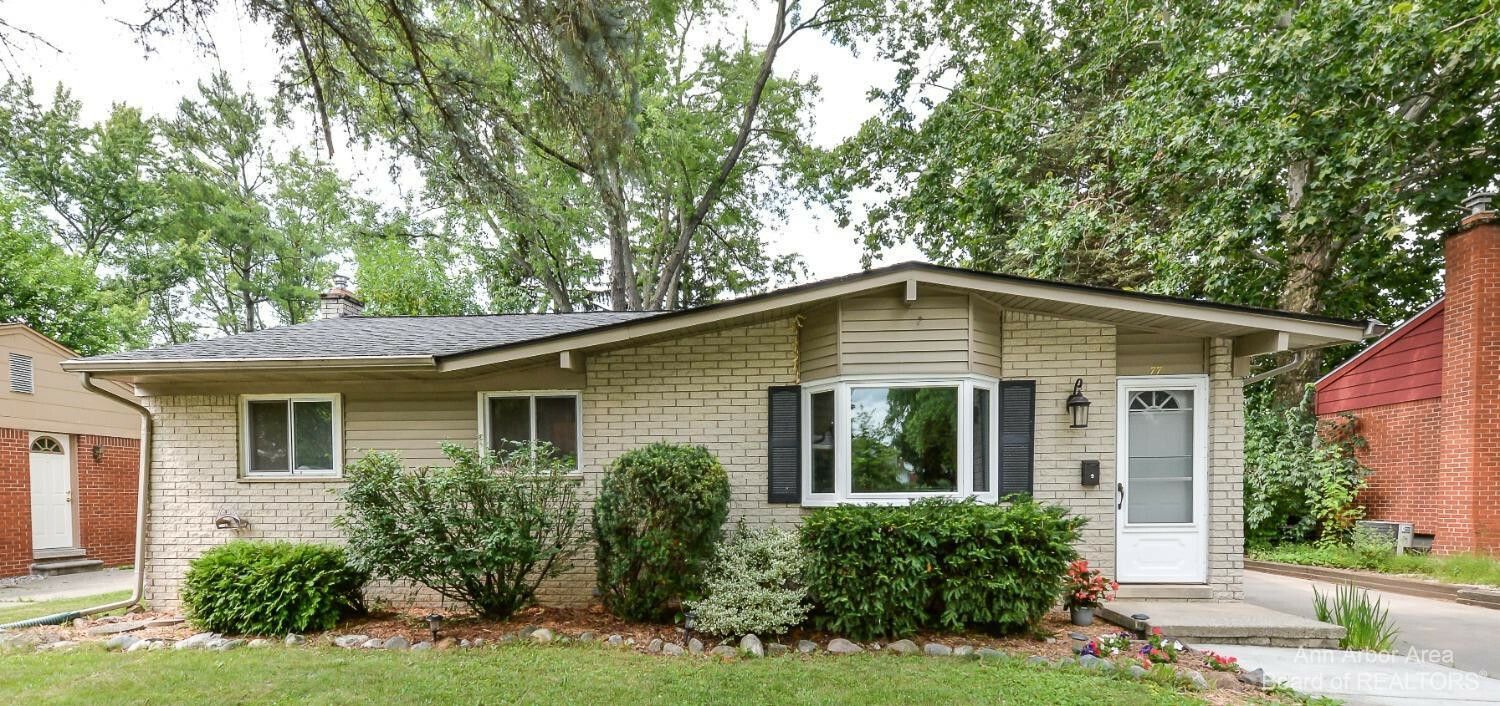 Property Photo: 77 Nichols Drive MI 48176