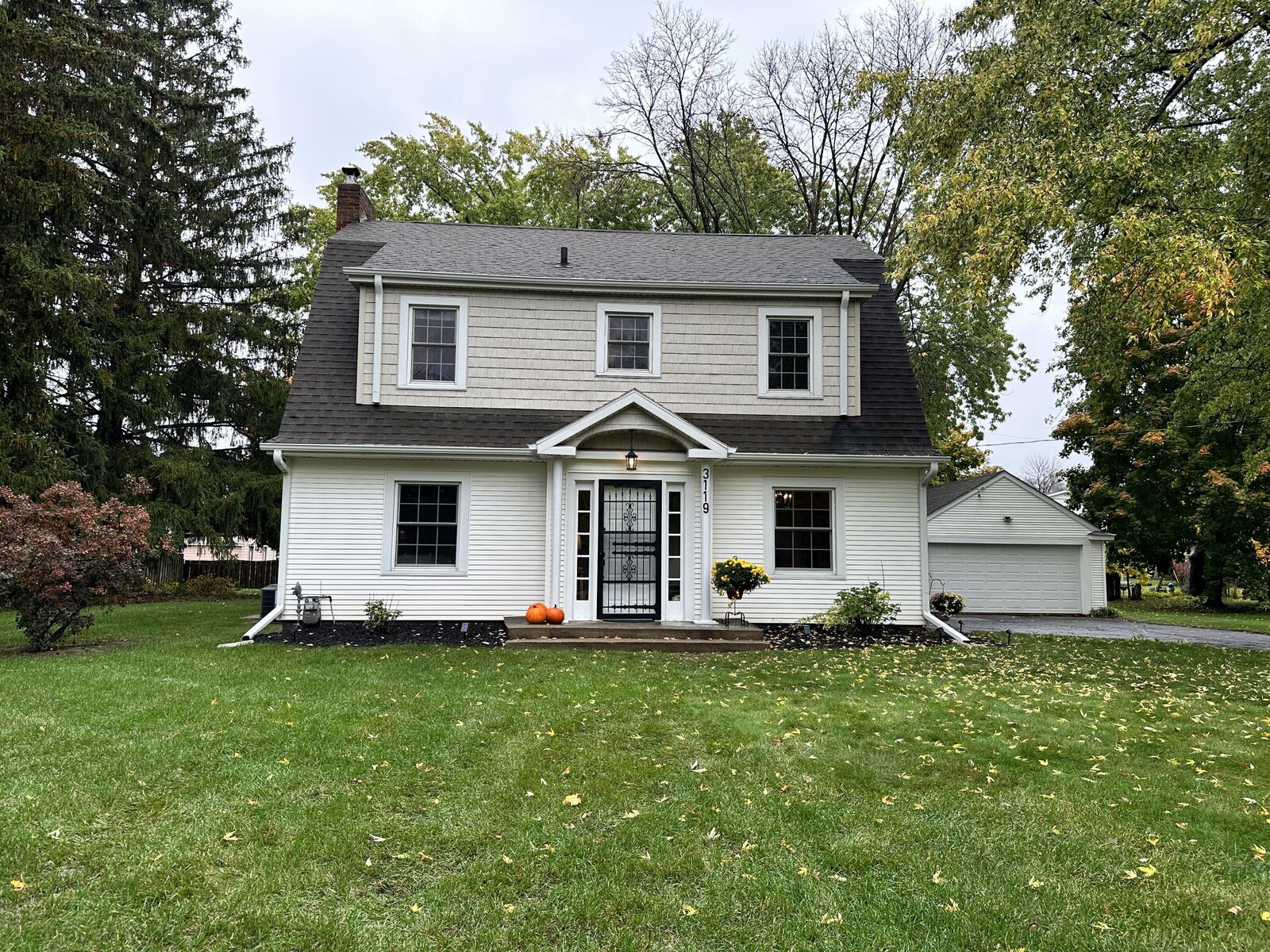 Property Photo:  3119 Losey Blvd S  WI 54601 