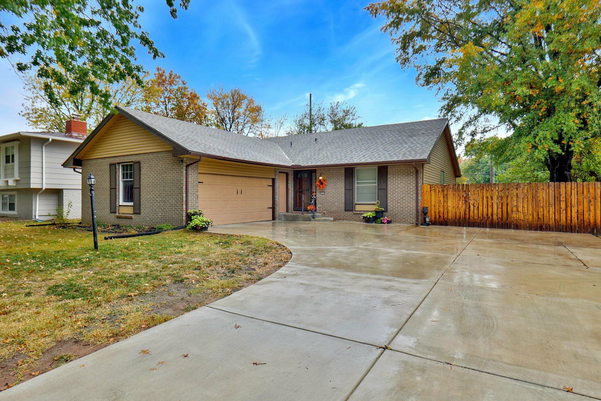 Property Photo:  9924 W Briarwood Ave  KS 67212 