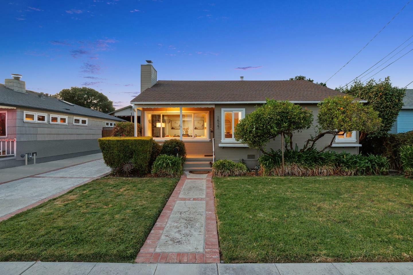 Property Photo:  1527 Lorraine Avenue  CA 94401 