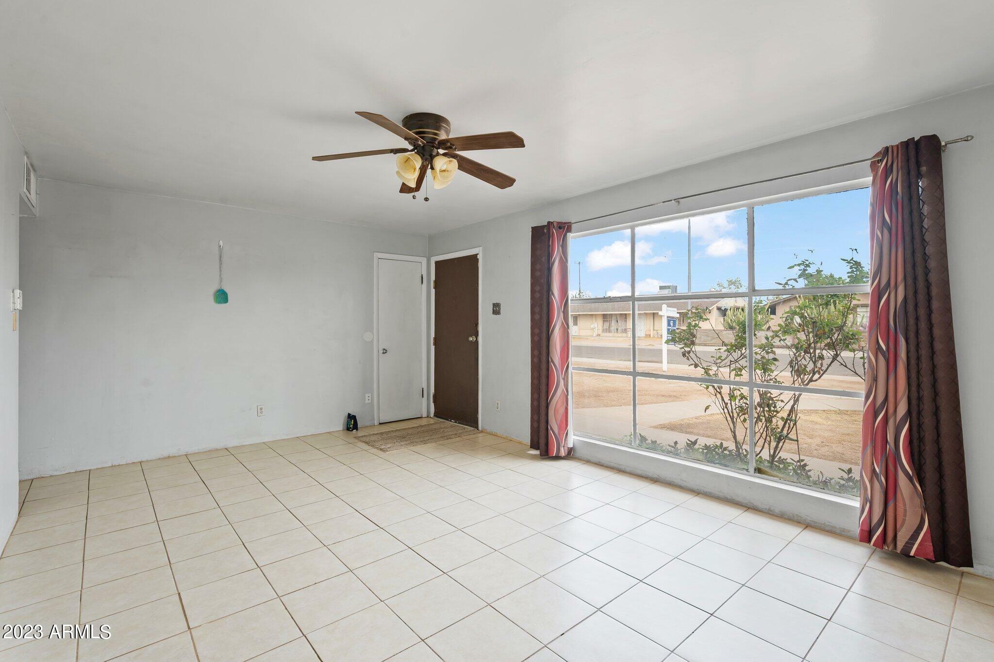 Property Photo:  3129 E McKinley Street  AZ 85008 