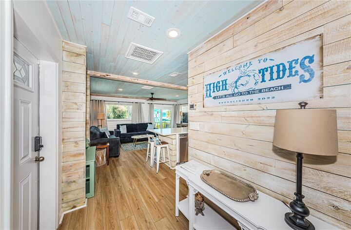 Property Photo: 150 Beach Avenue 2 FL 33708