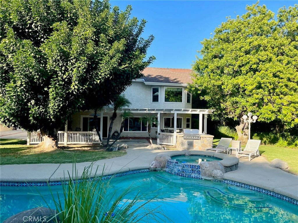 Property Photo:  753 El Vallencito Drive  CA 91789 