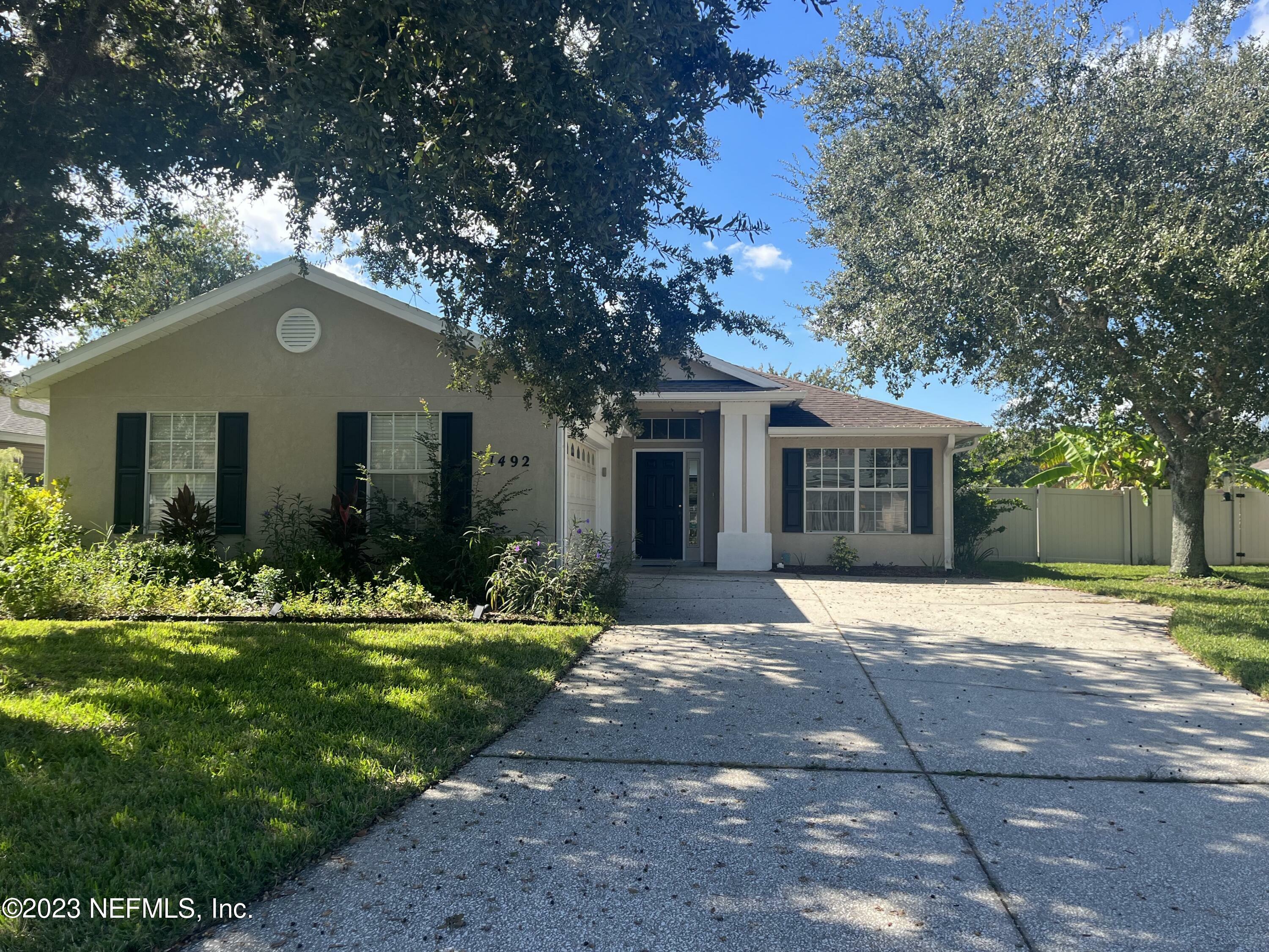 Property Photo:  1492 Laurel Oak Drive  FL 32003 