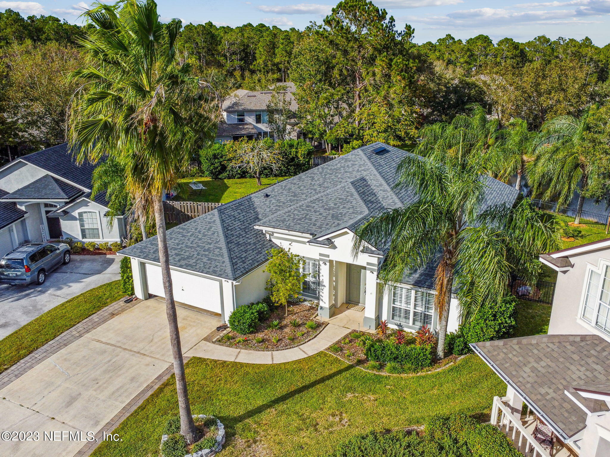 Property Photo:  2025 Trailing Pines Way  FL 32003 