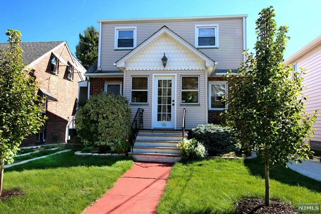 Property Photo:  96 Chestnut Street  NJ 07031 