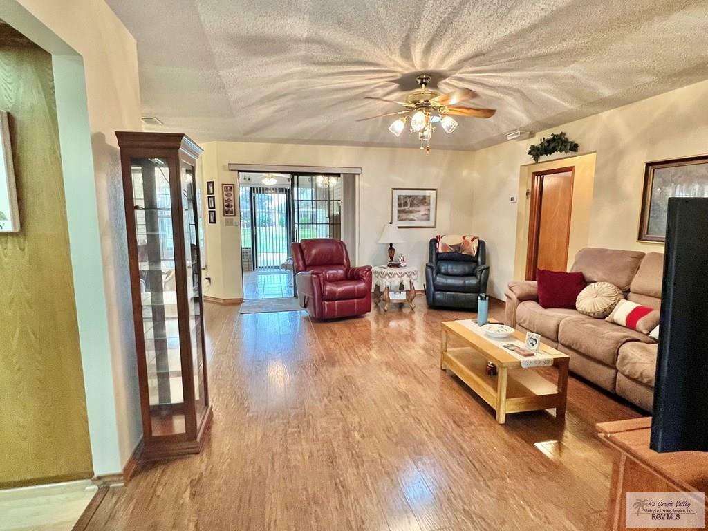 Property Photo: 1912 Michigan TX 78550