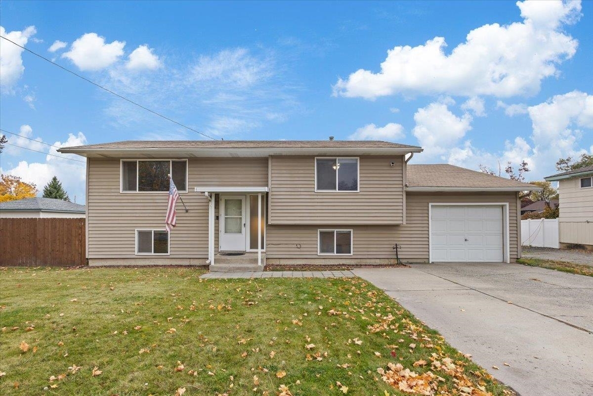 Property Photo: 10605 E Mission Ave WA 99206