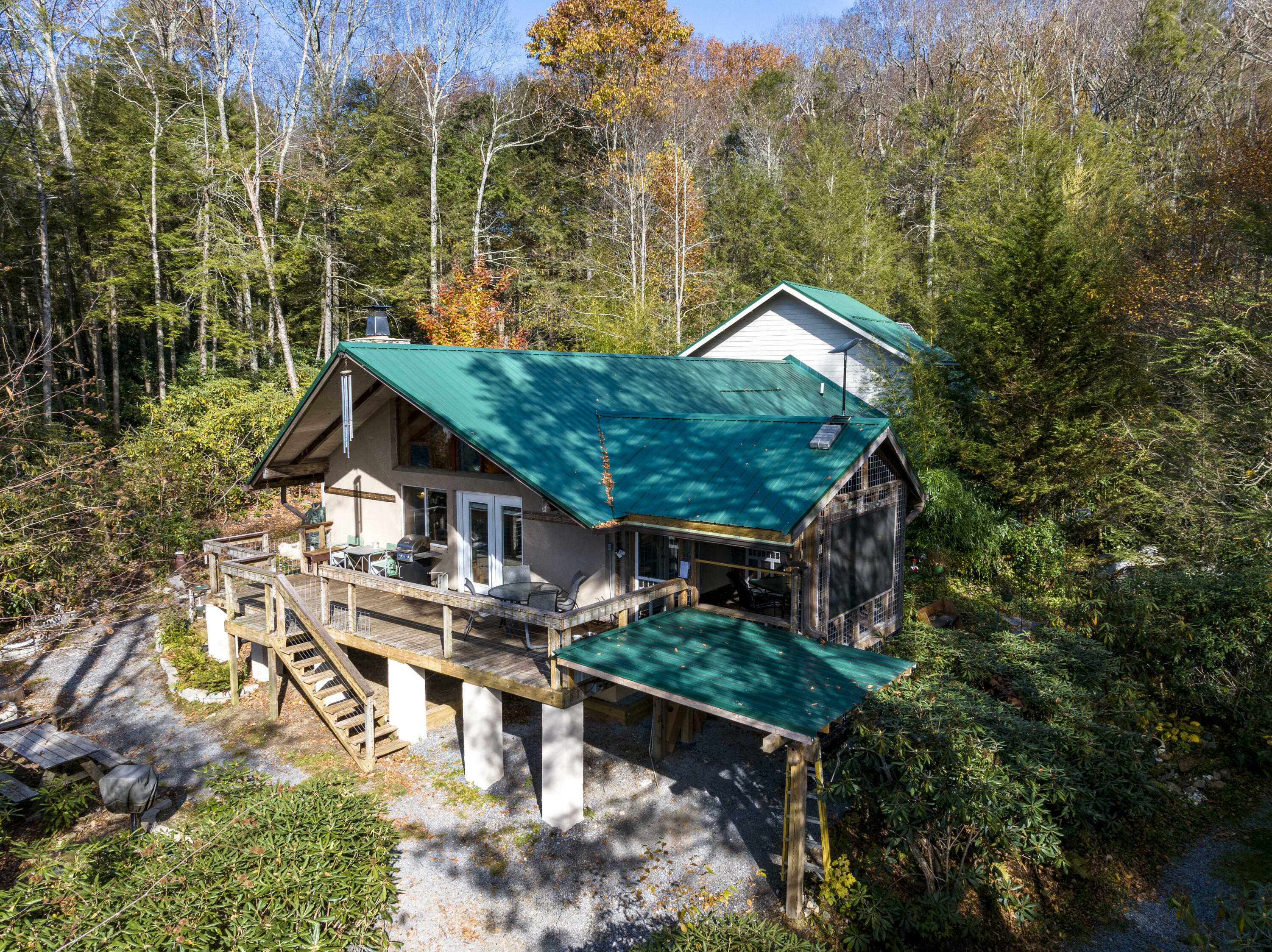 Property Photo:  252 Ripshin Lake Road  TN 37687 