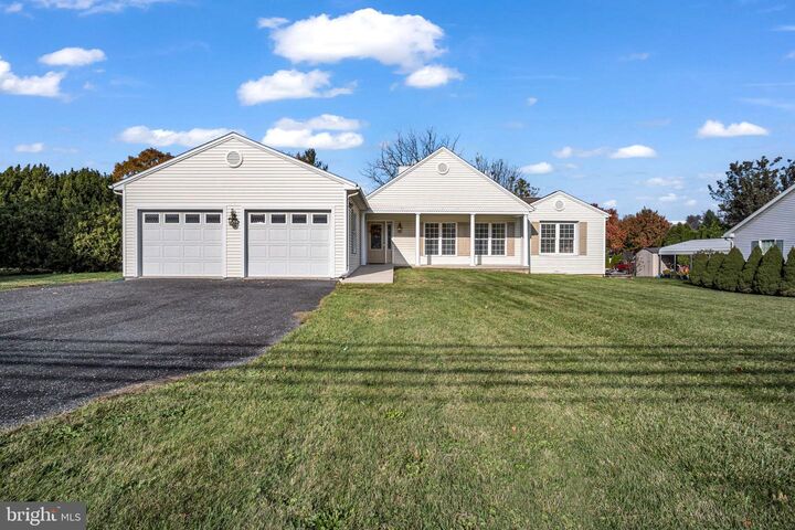 19 Skyport Road  Mechanicsburg PA 17050 photo