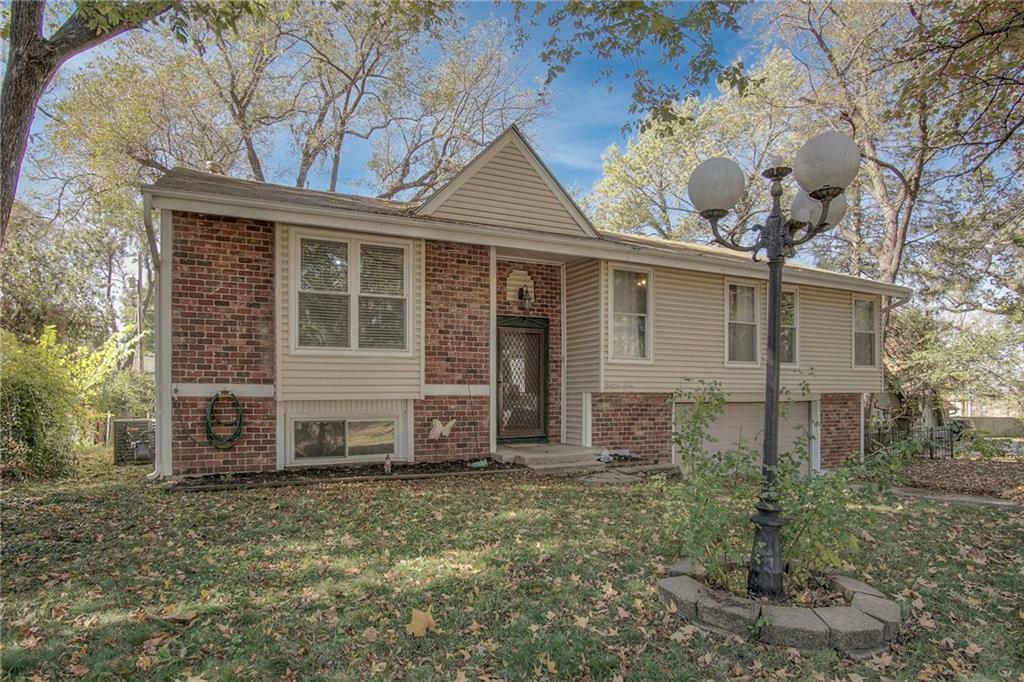 Property Photo:  8516 Switzer Street  KS 66214 