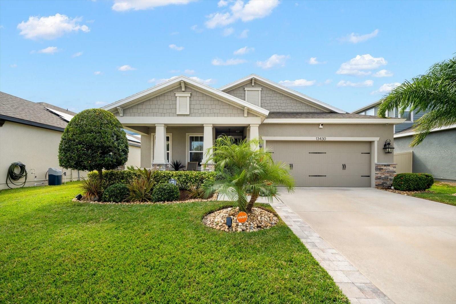 Property Photo:  13430 Palmera Vista Drive  FL 33579 