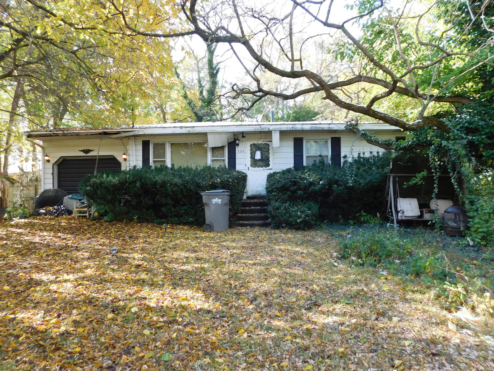 Property Photo:  326 S Smith Street  MI 49117 