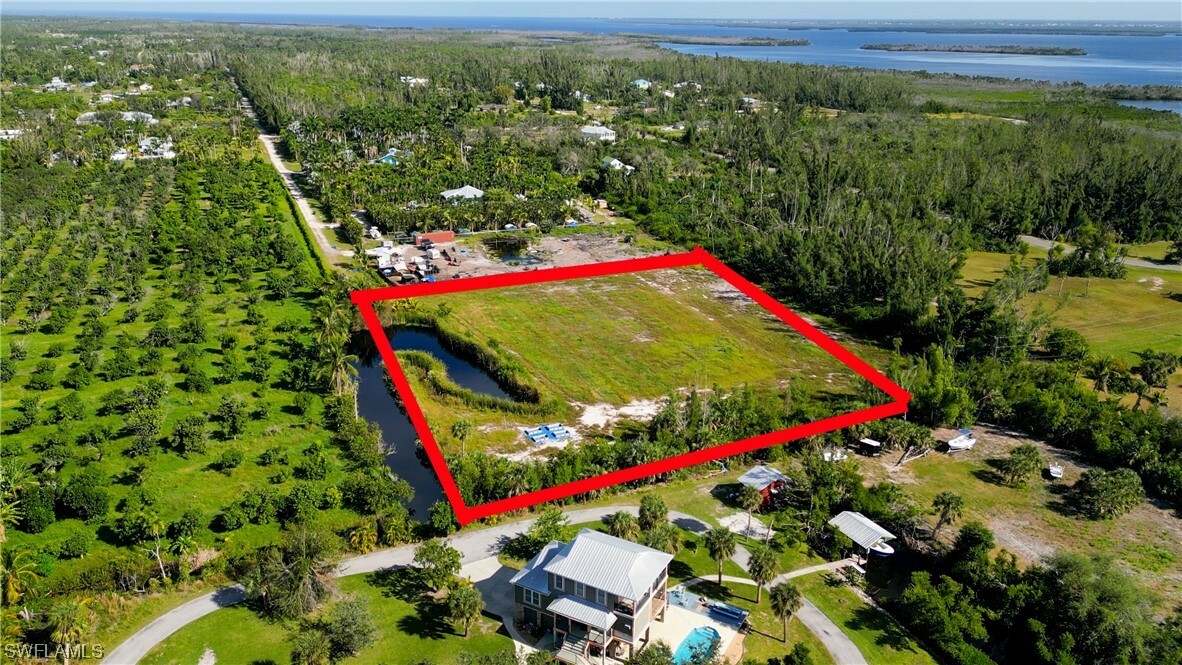 Property Photo:  12242 Eagles Nest Drive  FL 33922 