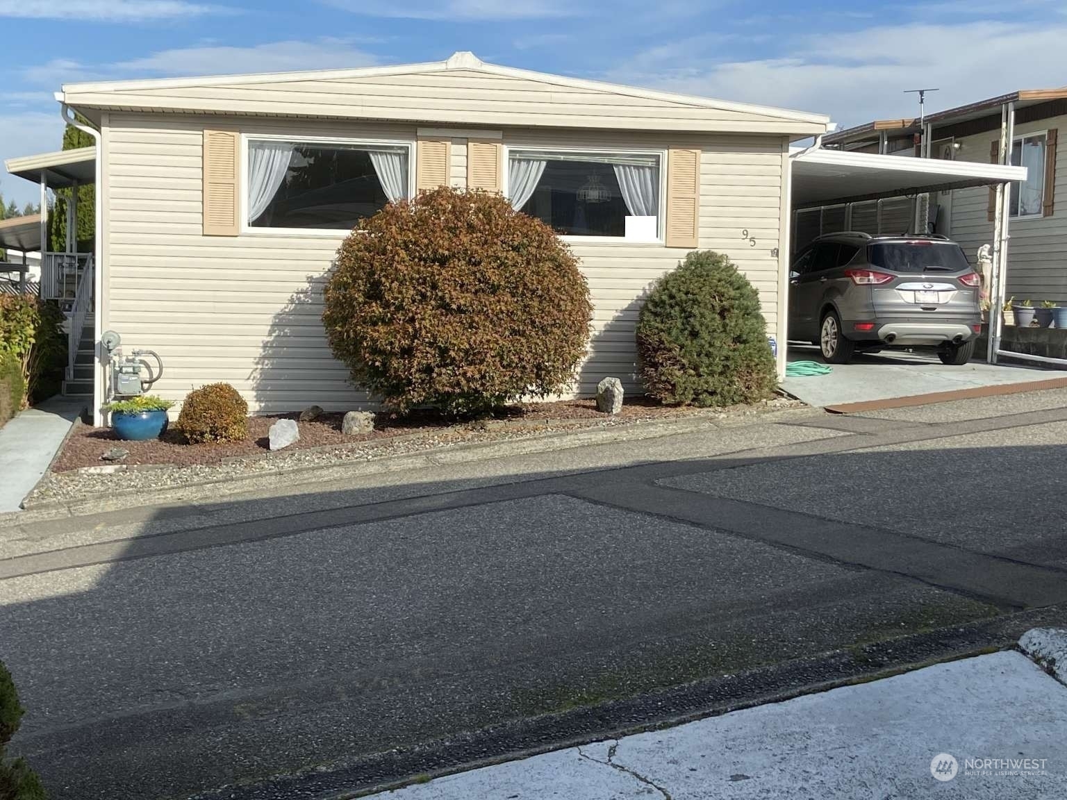 Property Photo: 1415 84th Street SE 95 WA 98208