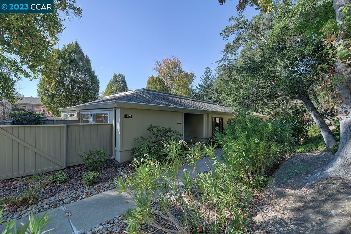 Property Photo:  1971 Golden Rain Rd 1  CA 94595 