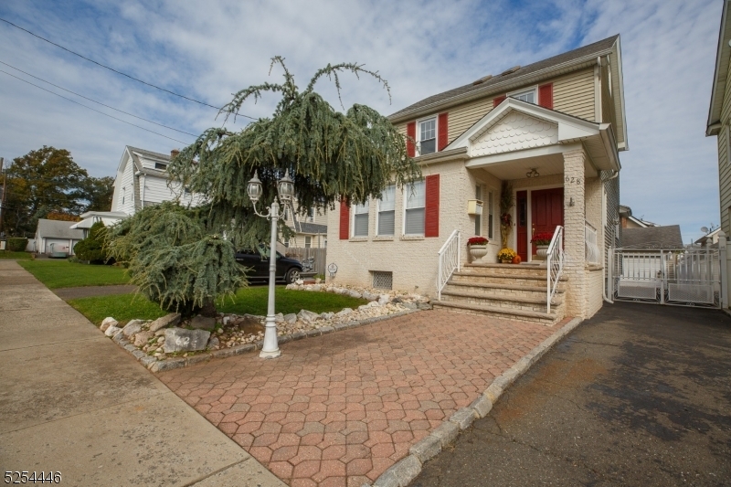 Property Photo:  628 Lafayette St  NJ 07036 